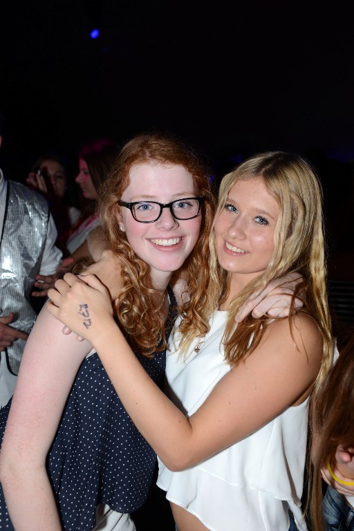 ../Images/Jeugddisco White Edition 468.jpg